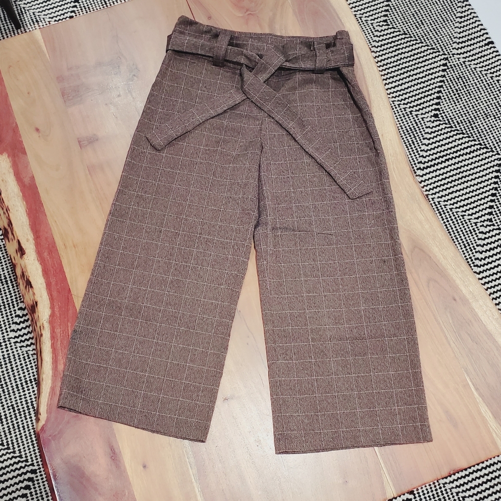 Vintage 90's Wide Leg Cropped Tie Waist Slacks